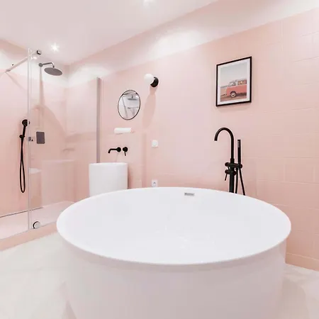 Apartment Luxueux Avec Salle De Bains De Reve 6p - Flat-guest